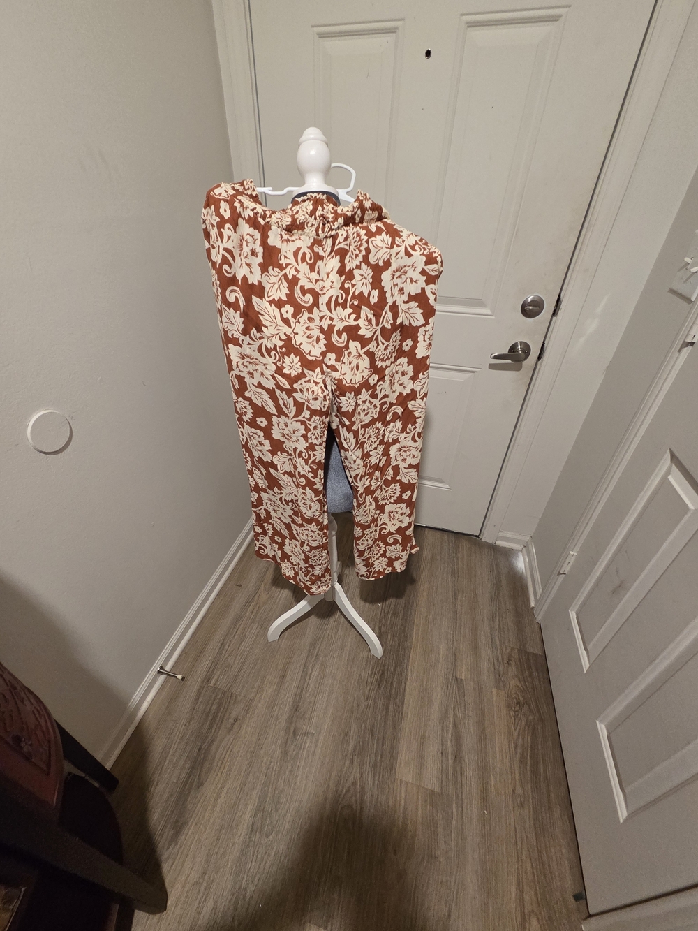 Wide-Leg Floral-Print Palazzo Pants in Rust